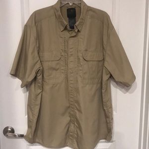 Tactical 5.11 men’s shirt.
